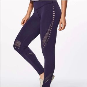 Reveal Tight 7/8 Tight Posy size 10